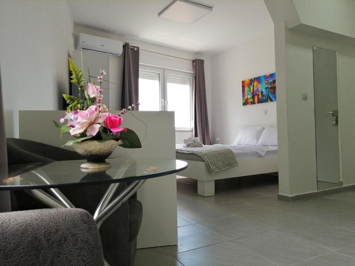 Redex Apartments Ochryda Zewnętrze zdjęcie